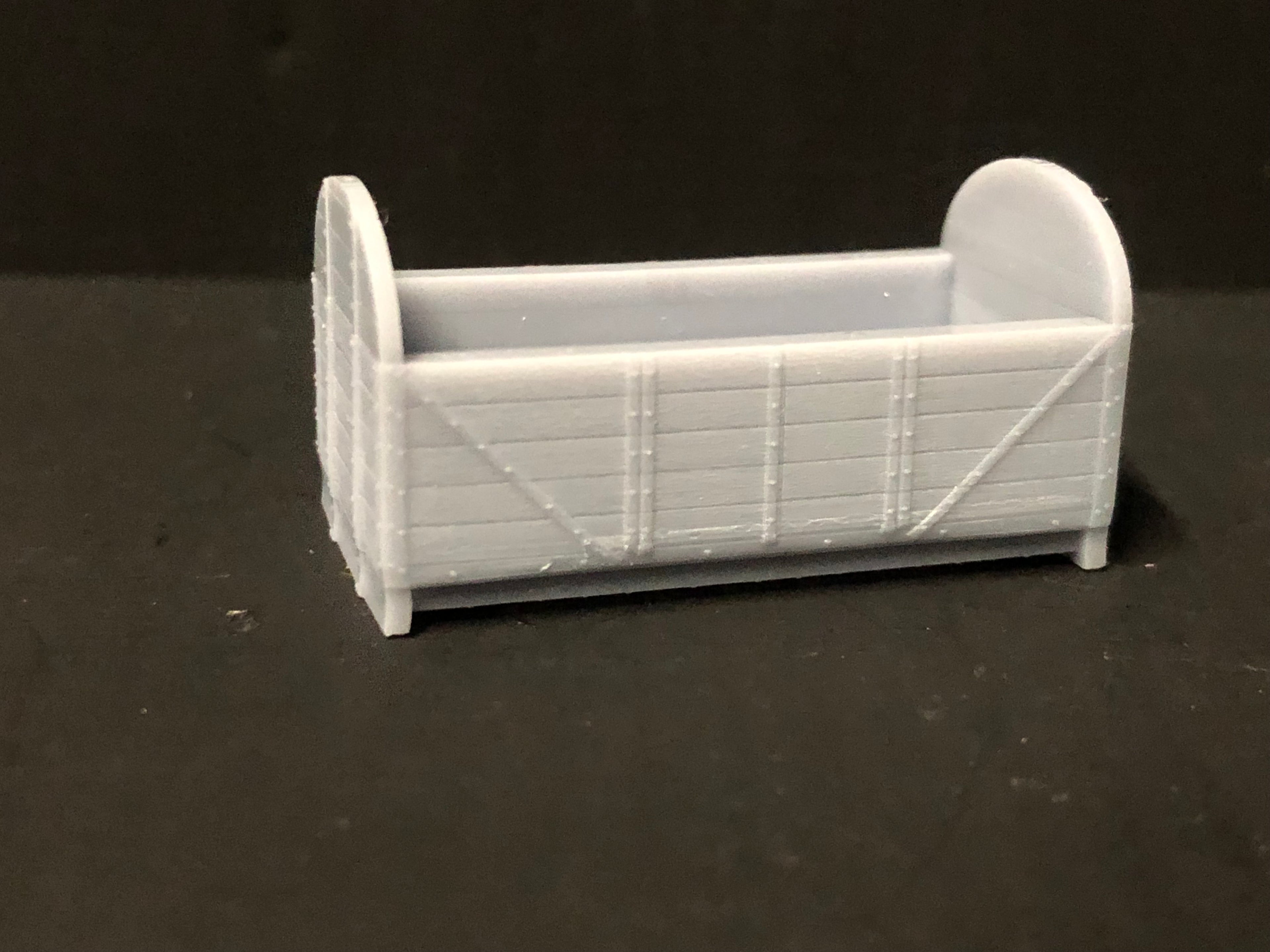 OO9 narrow gauge round ended wagon resin body kit for Peco NR-121D 10ft wheelbase chassis, unpainted on 9mm track