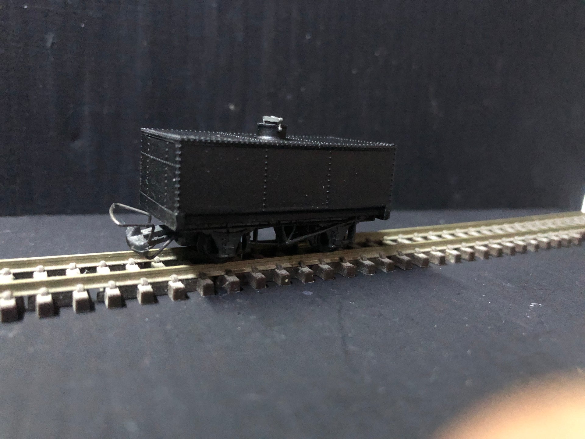 OO9 Narrow Gauge Tanlk Kit for Peco NR-121D 10ft WB Chassis Resin Body