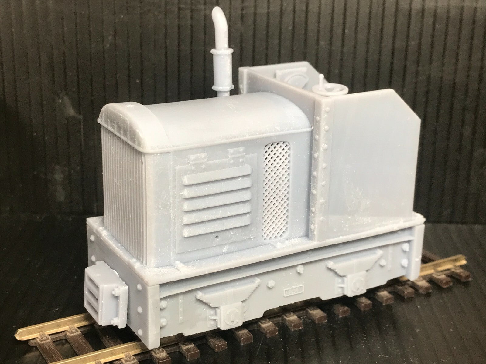 GN15 diesel critter Fordson-style locomotive kit in G scale on 00 gauge track, designed for a Tenshodo motor bogie chassis