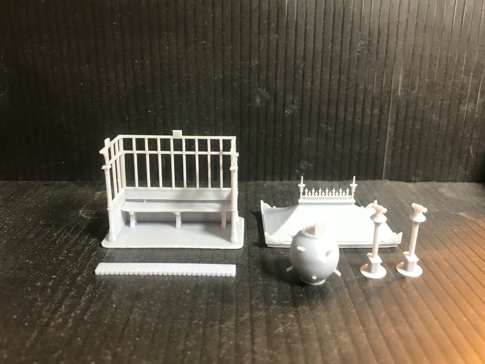 OO9 gauge Edwardian Ramsgate seaside shelter kit with charity sea mine and two telescopes for 4mm scale model railway scenes