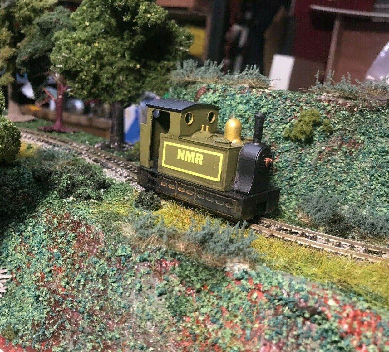 OO9 narrow gauge side tank steam locomotive body kit designed to clip onto a Kato 11-109 motorised chassis