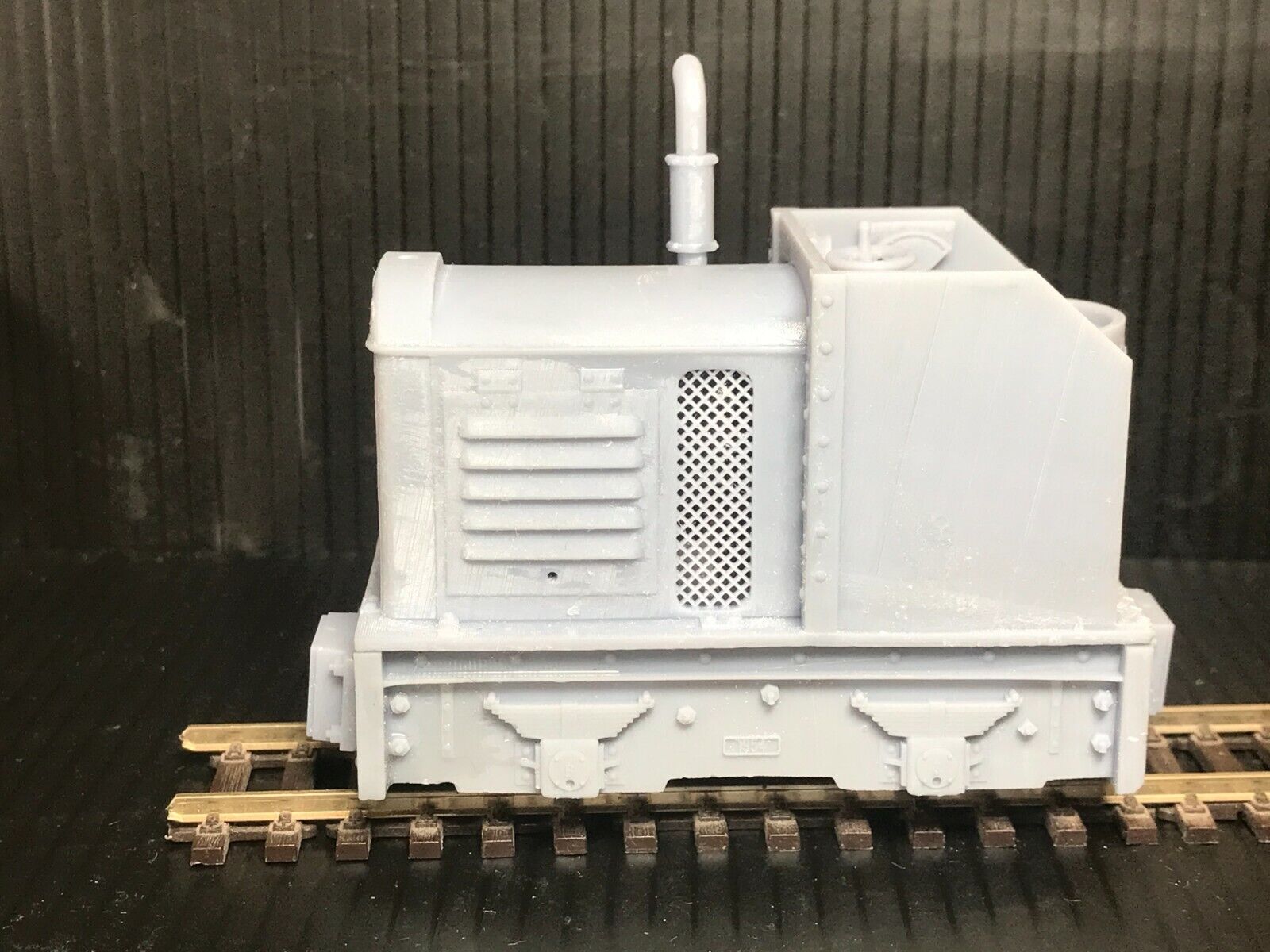GN15 diesel critter Fordson-style locomotive kit in G scale on 00 gauge track, designed for a Tenshodo motor bogie chassis