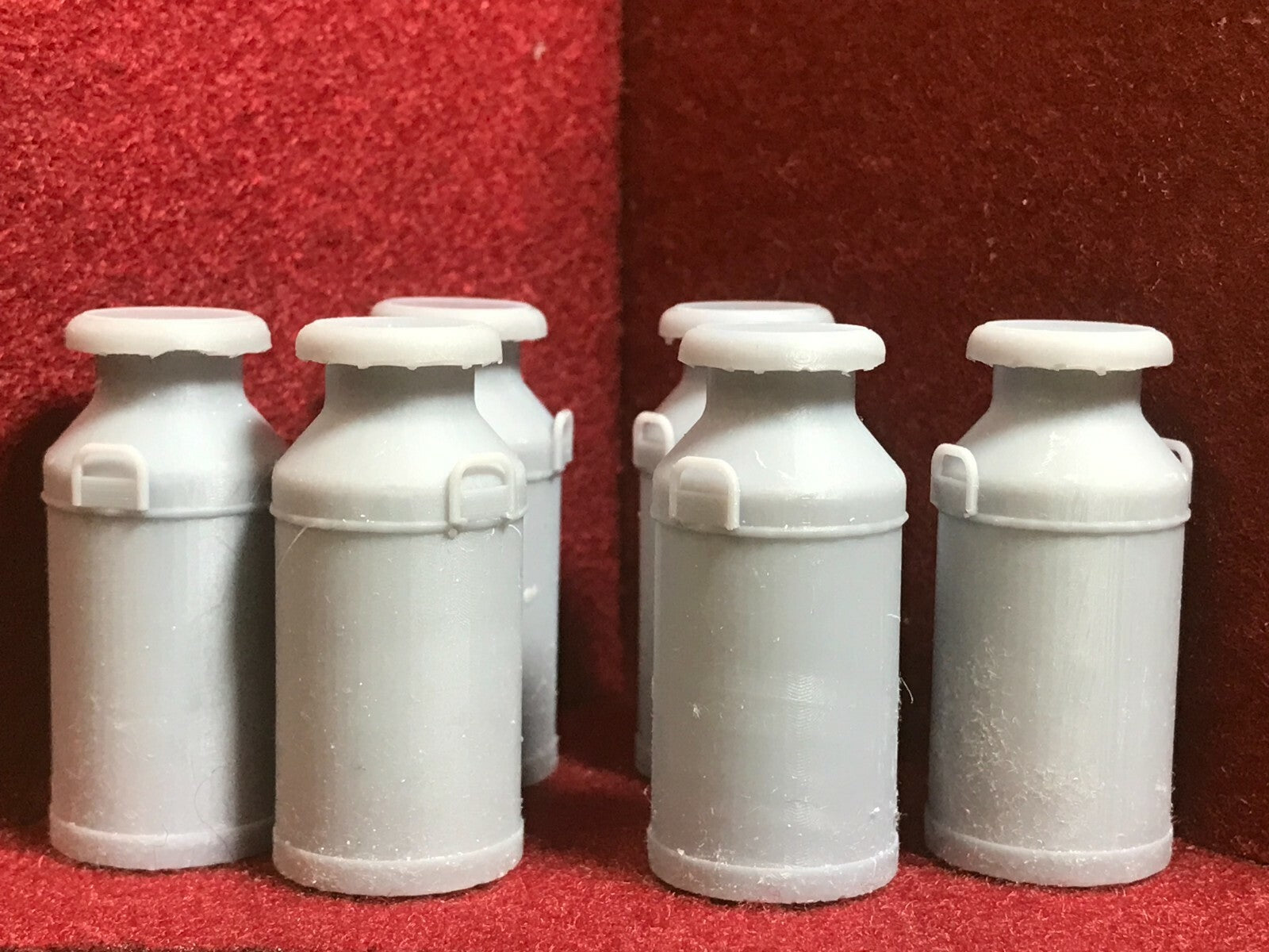 16mm scale SM32 live steam Mamod garden railway milk churns scenery accessories for wagons, platforms and loading areas