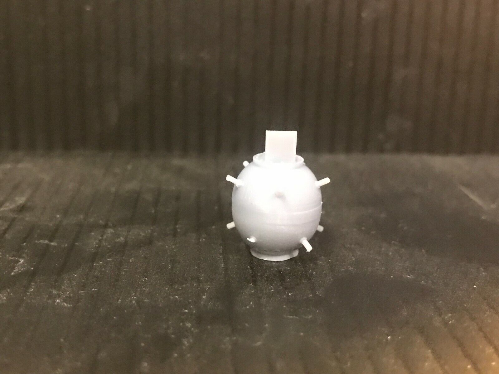 OO9 gauge Edwardian Ramsgate seaside shelter kit with charity sea mine and two telescopes for 4mm scale model railway scenes