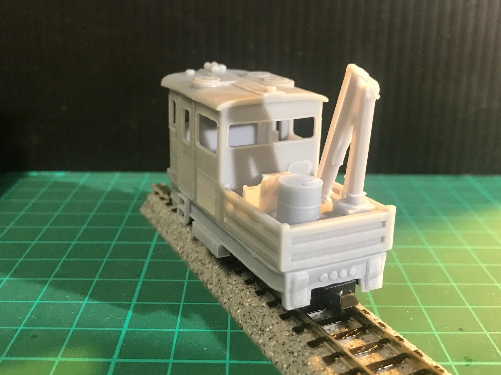 OO9 narrow gauge resin maintenance/inspection car body kit shown fitted to a Kato 11-109 motorised chassis for model railways