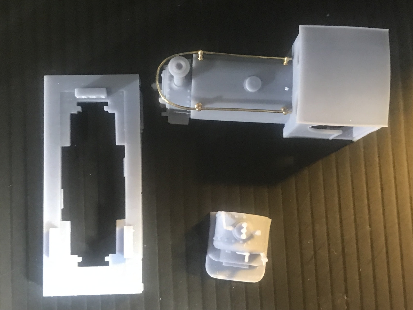 OO9 narrow gauge cabbed Quarry Hunslet steam locomotive unpainted kit to fit a Kato 11-109 motor bogie chassis