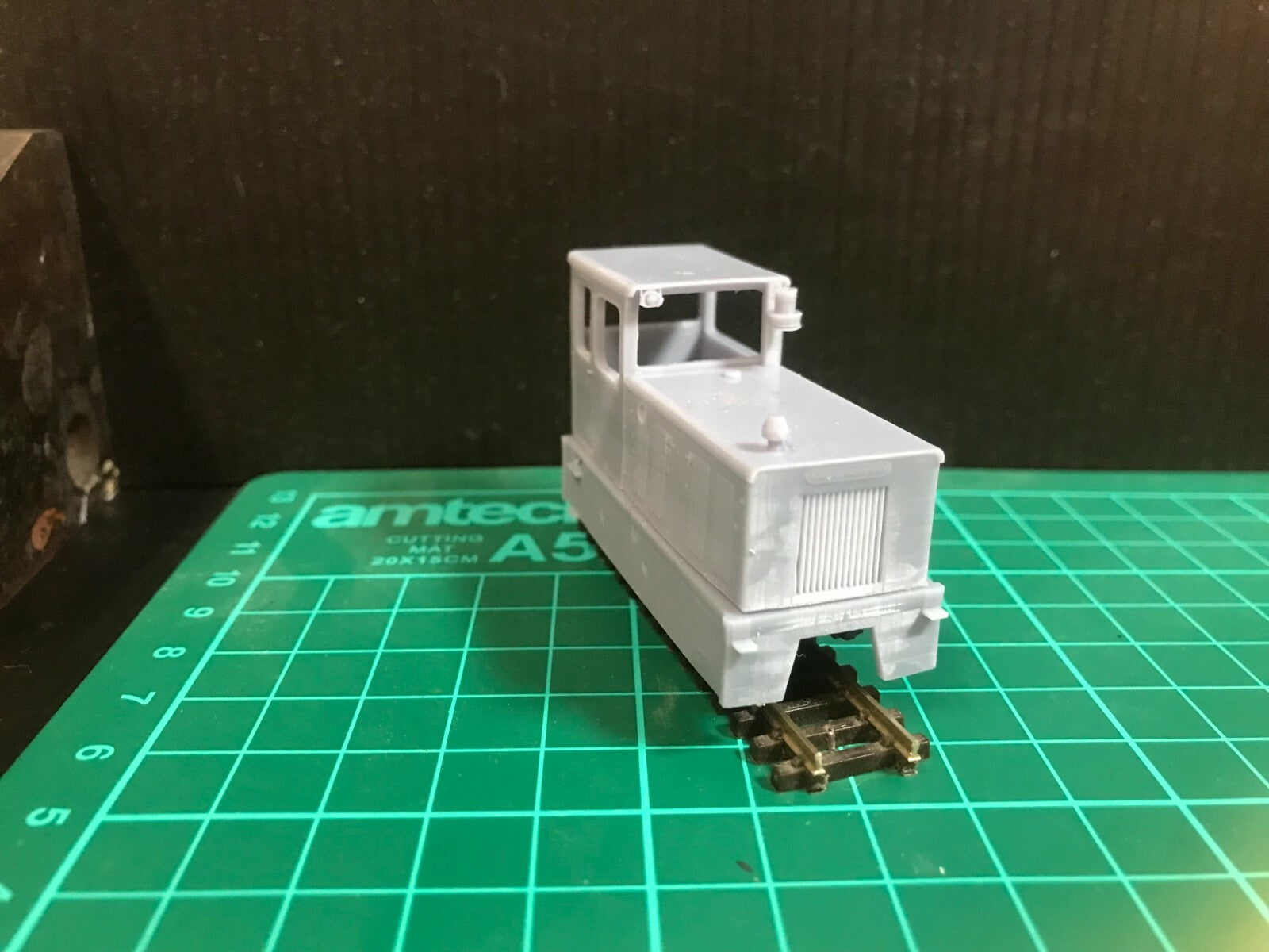 009 OO9 Baguley-Drewry 70hp RNAD diesel locomotive kit for narrow gauge, designed for a Kato 11-109 chassis