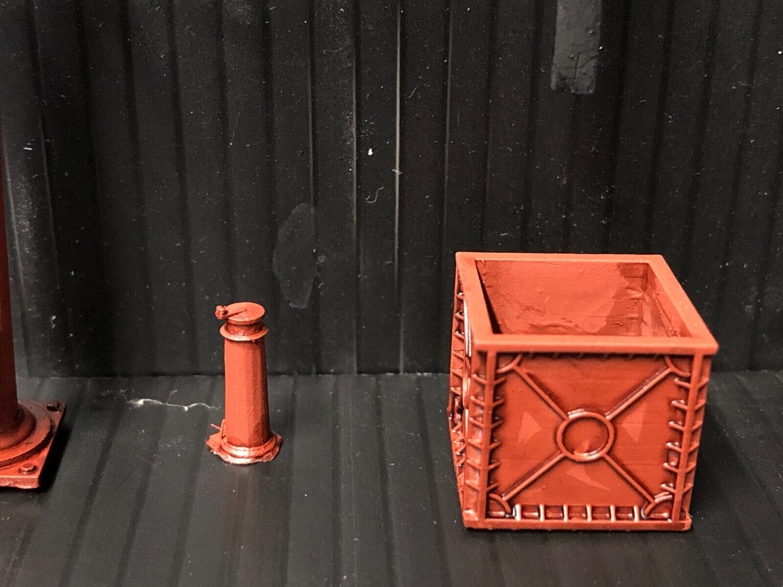 OO gauge NER water crane kit with top-hat tower and separate overflow tank for model railway steam layouts