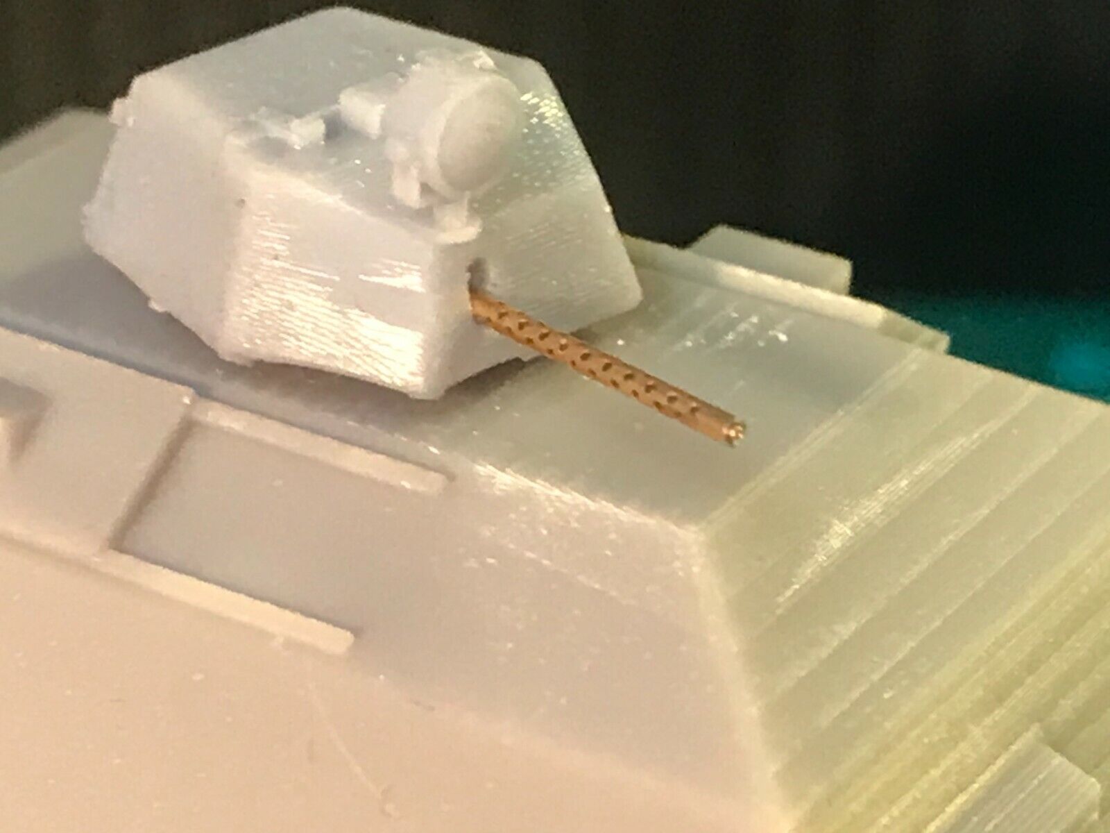 OO9 Wickham Type 42 armoured train Vietnam-era model kit for Kato 11-109 chassis on 009 narrow gauge track