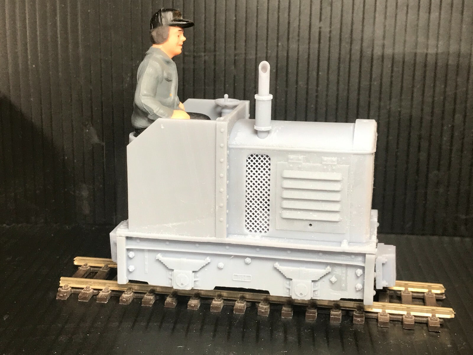 GN15 diesel critter Fordson-style locomotive kit in G scale for 00 gauge track, designed to fit a Tenshodo motor bogie chassis