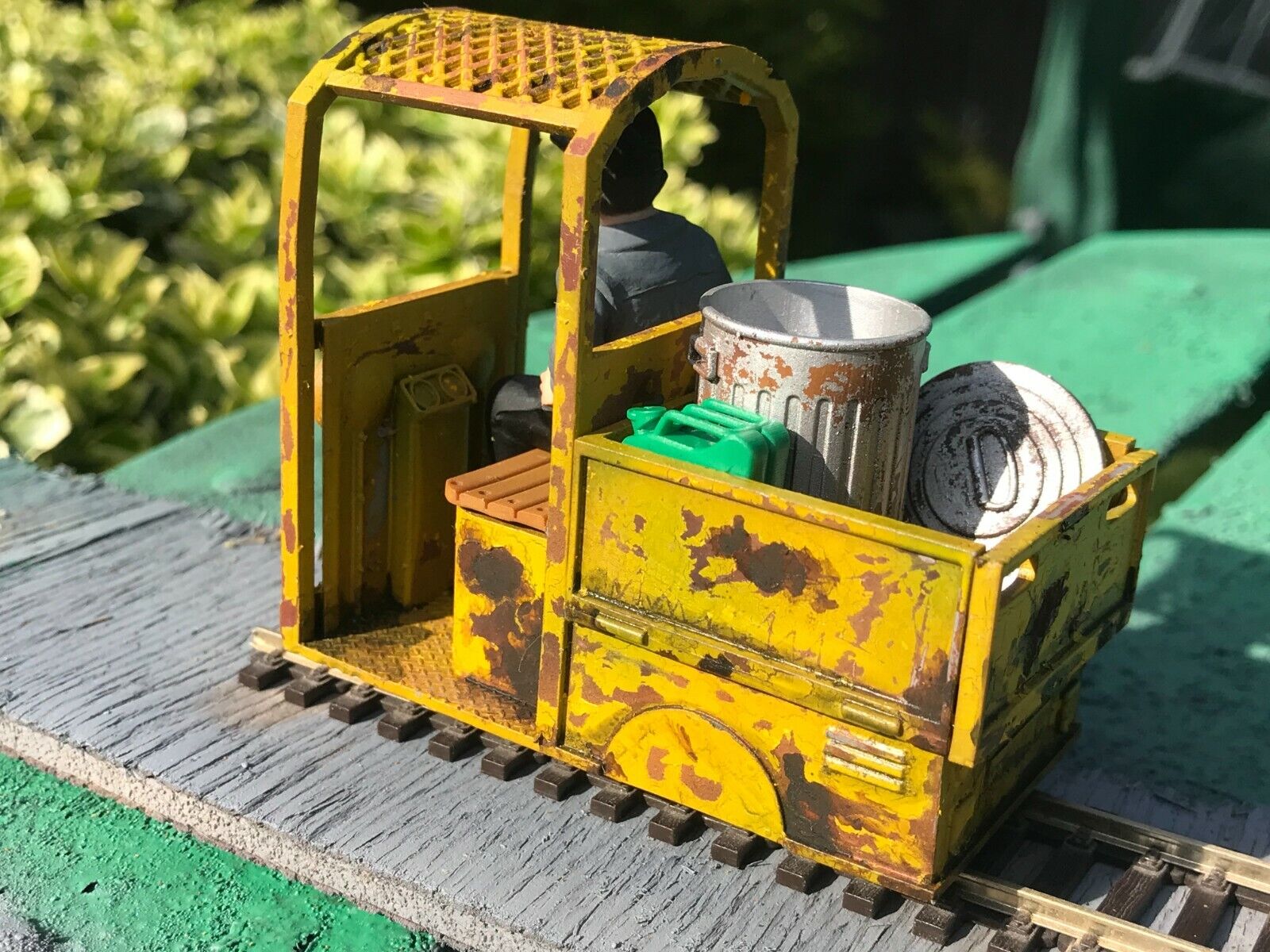 GN15 diesel inspection and maintenance loco kit using a Tenshodo spud chassis for narrow gauge model railway layouts