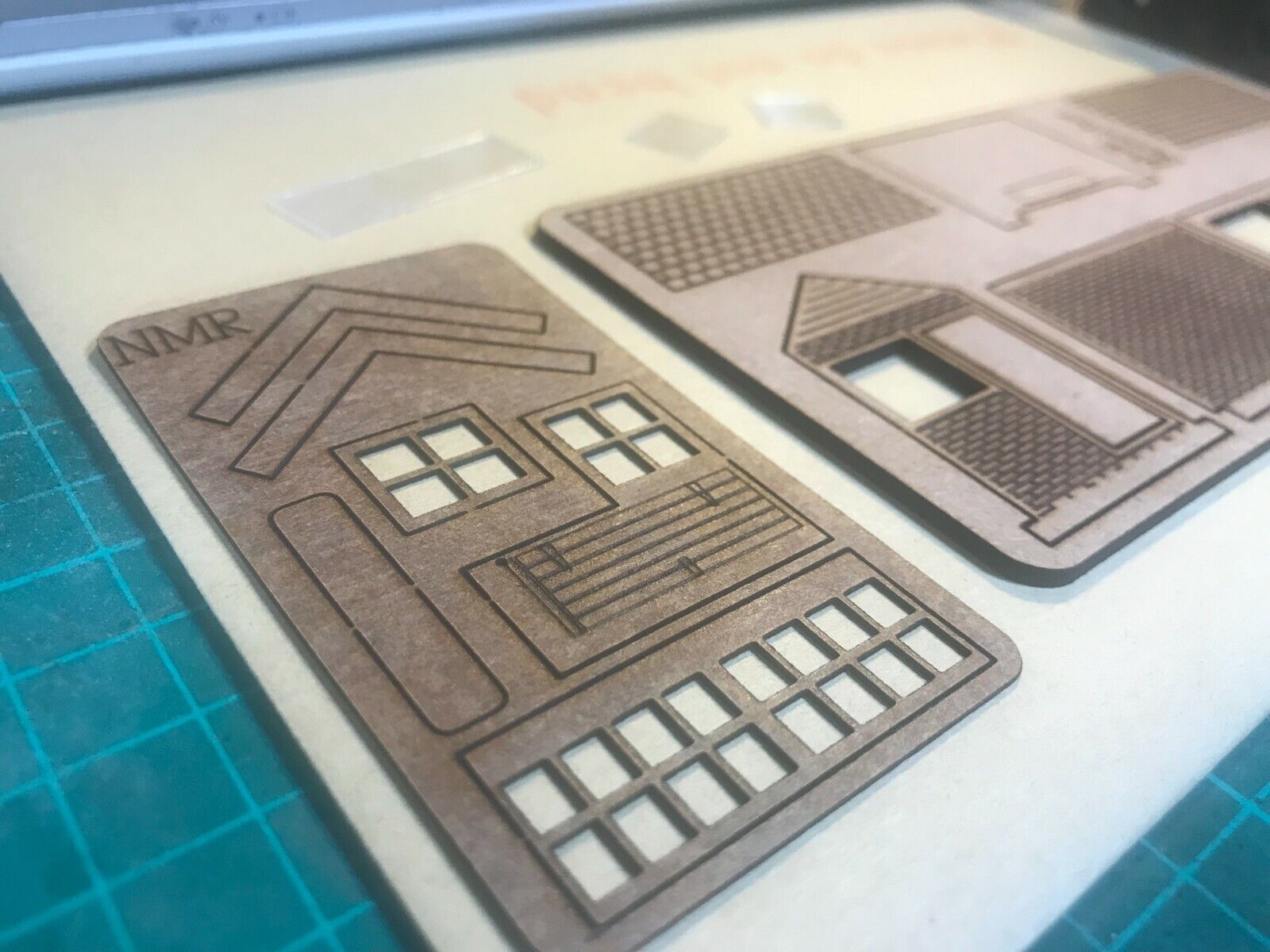 OO9/OO/HO scale laser-cut country ground-level signal box kit for a small goods yard or rural model railway scene