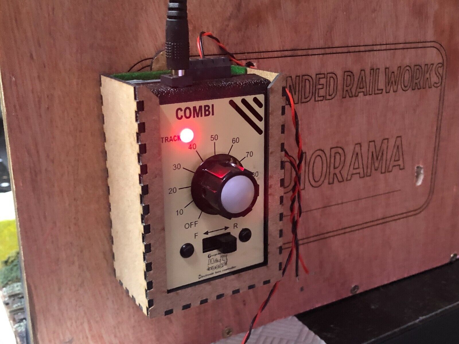 Model railway Gaugemaster Combi controller caddy holder kit with felt liner, suitable for shelf and diorama layouts