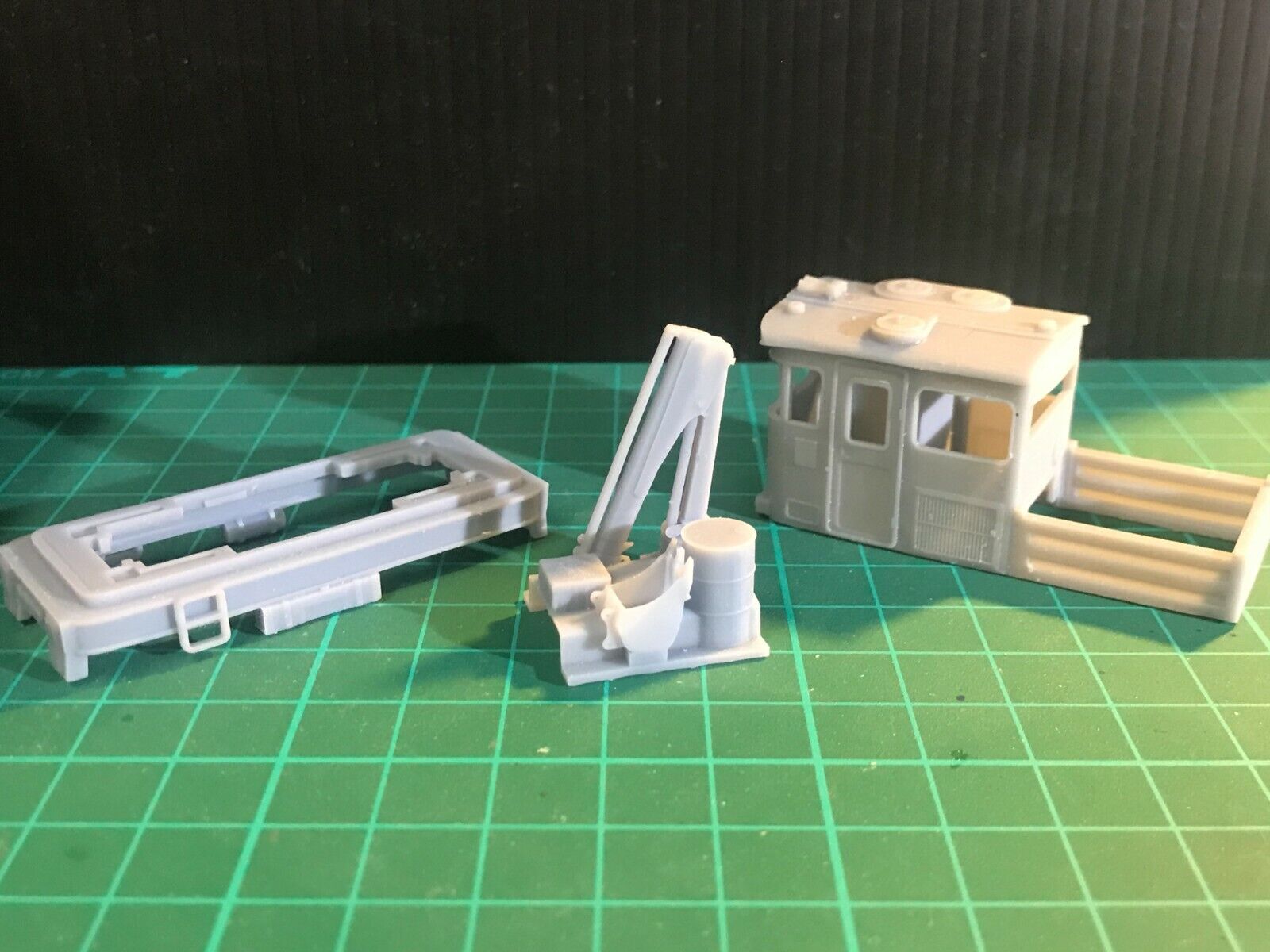 OO9 narrow gauge resin maintenance/inspection car body kit shown fitted to a Kato 11-109 motorised chassis for model railways