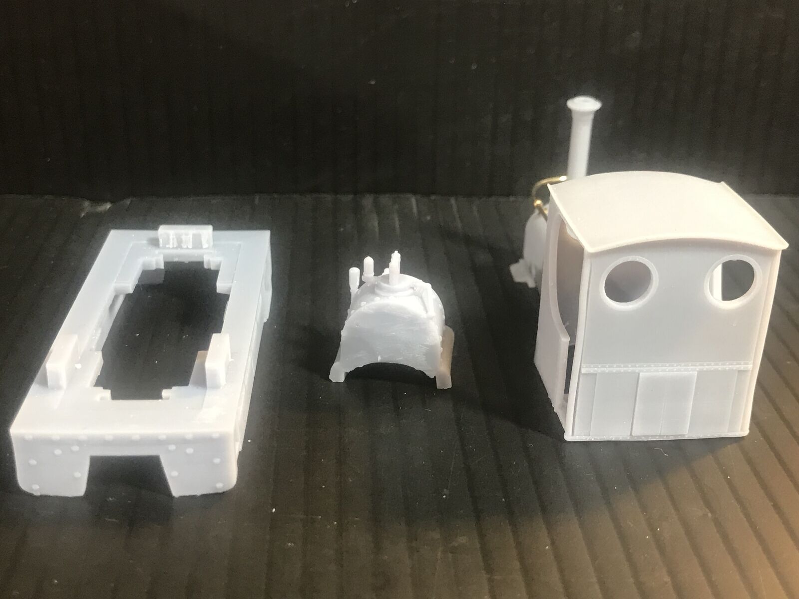 OO9 narrow gauge cabbed Quarry Hunslet steam locomotive unpainted kit to fit a Kato 11-109 motor bogie chassis