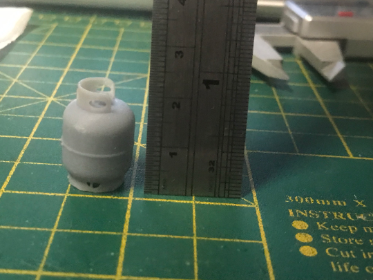 G-scale GN15 model railway scenery set featuring assorted industrial cans and containers for workshop or yard layouts