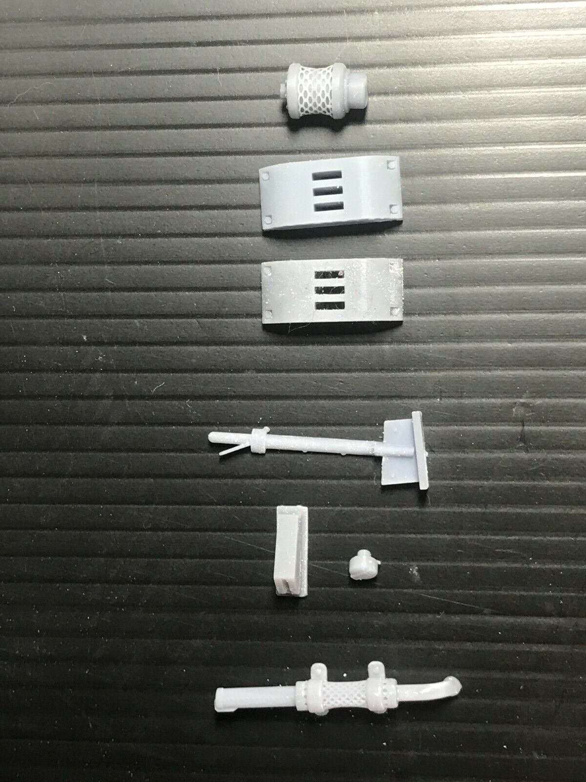 Unpainted GN15 diesel critter locomotive kit in G scale for 00 gauge track, shown with space for a Tenshodo motor bogie chassis