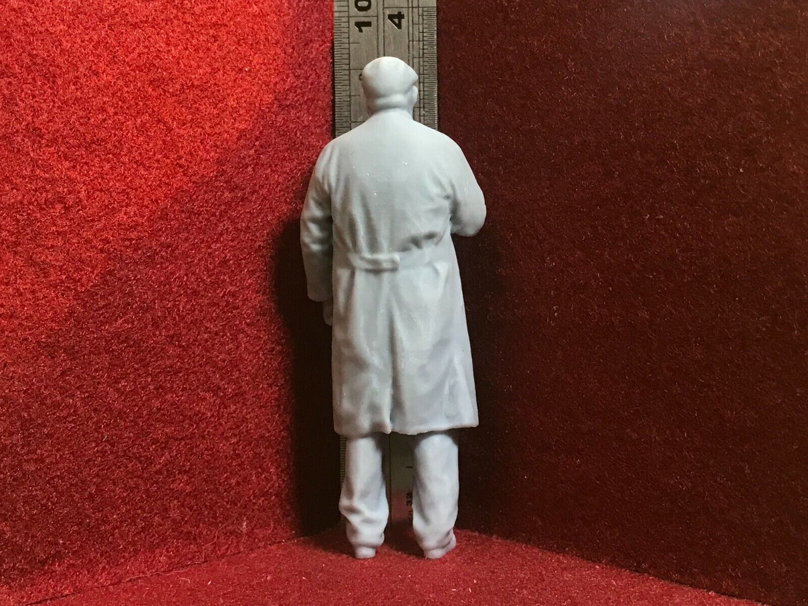 16mm scale 1:19 garden railway driver figure #6 for SM32 layouts, standing pose about 90mm tall