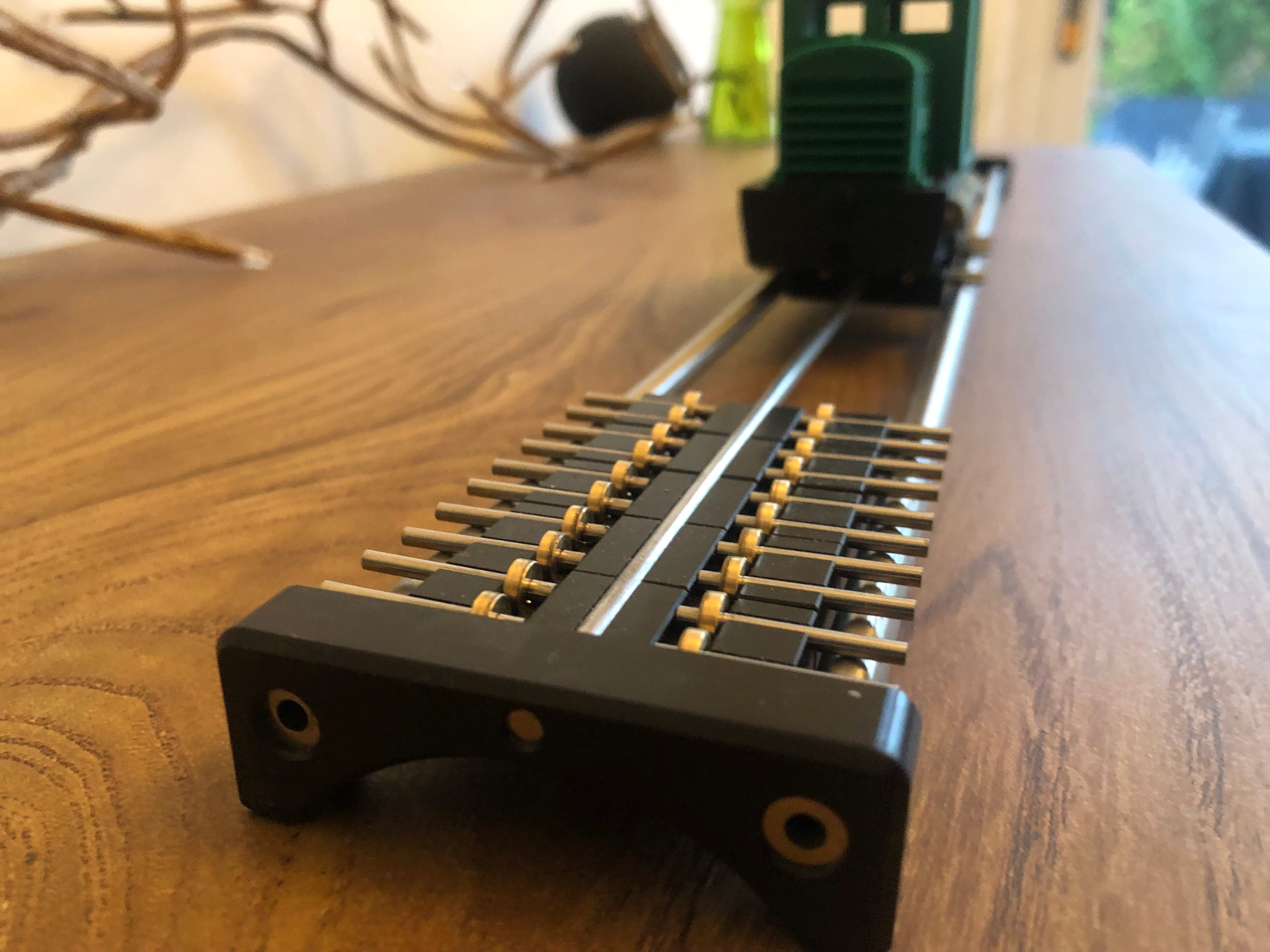 OO gauge rolling road with 8 axle supports for testing and running in model locomotives, also suitable for O16.5, NG7 and GN15 scales