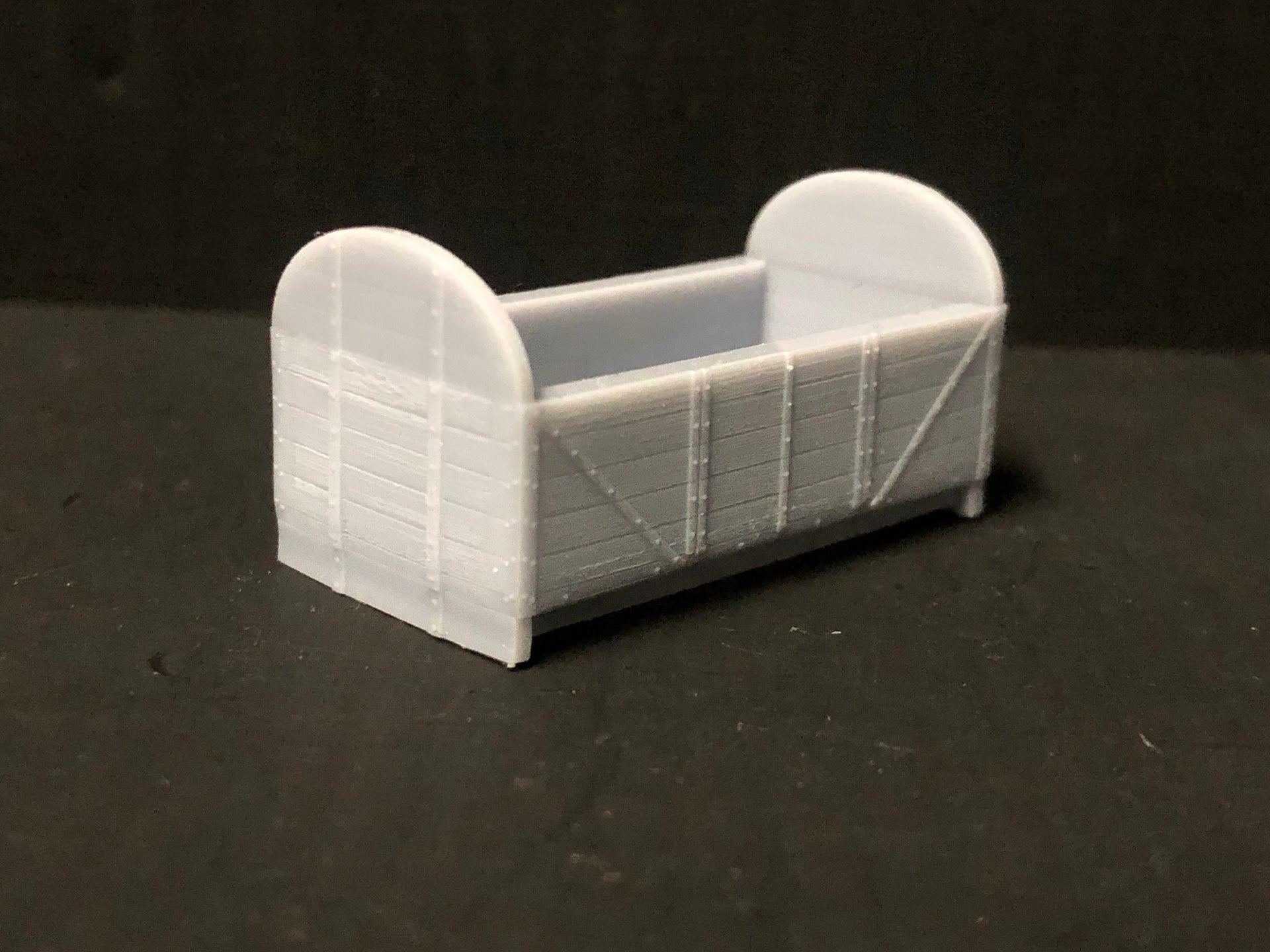 OO9 narrow gauge round ended wagon resin body kit for Peco NR-121D 10ft wheelbase chassis, unpainted model railway rolling stock