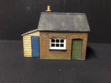 Small Building with lean to - OO9/OO/HO ideal for your layout