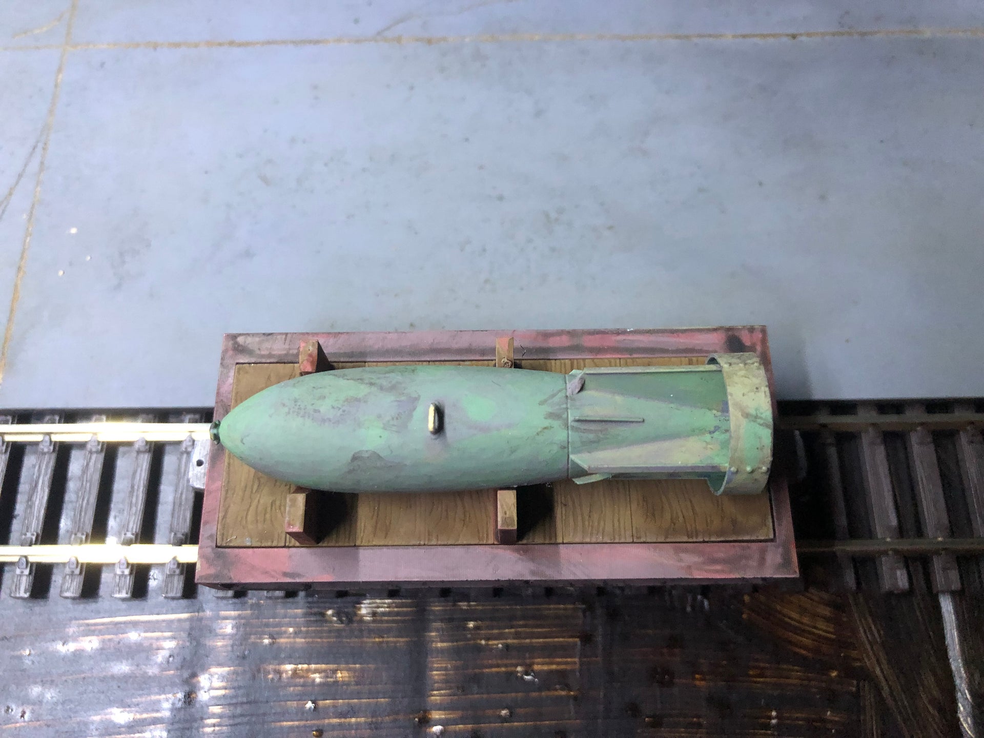 GN15 Munitions Bomb Carrier – Resin Kit with Bomb, Deck Insert, Chassis & Wheelsets