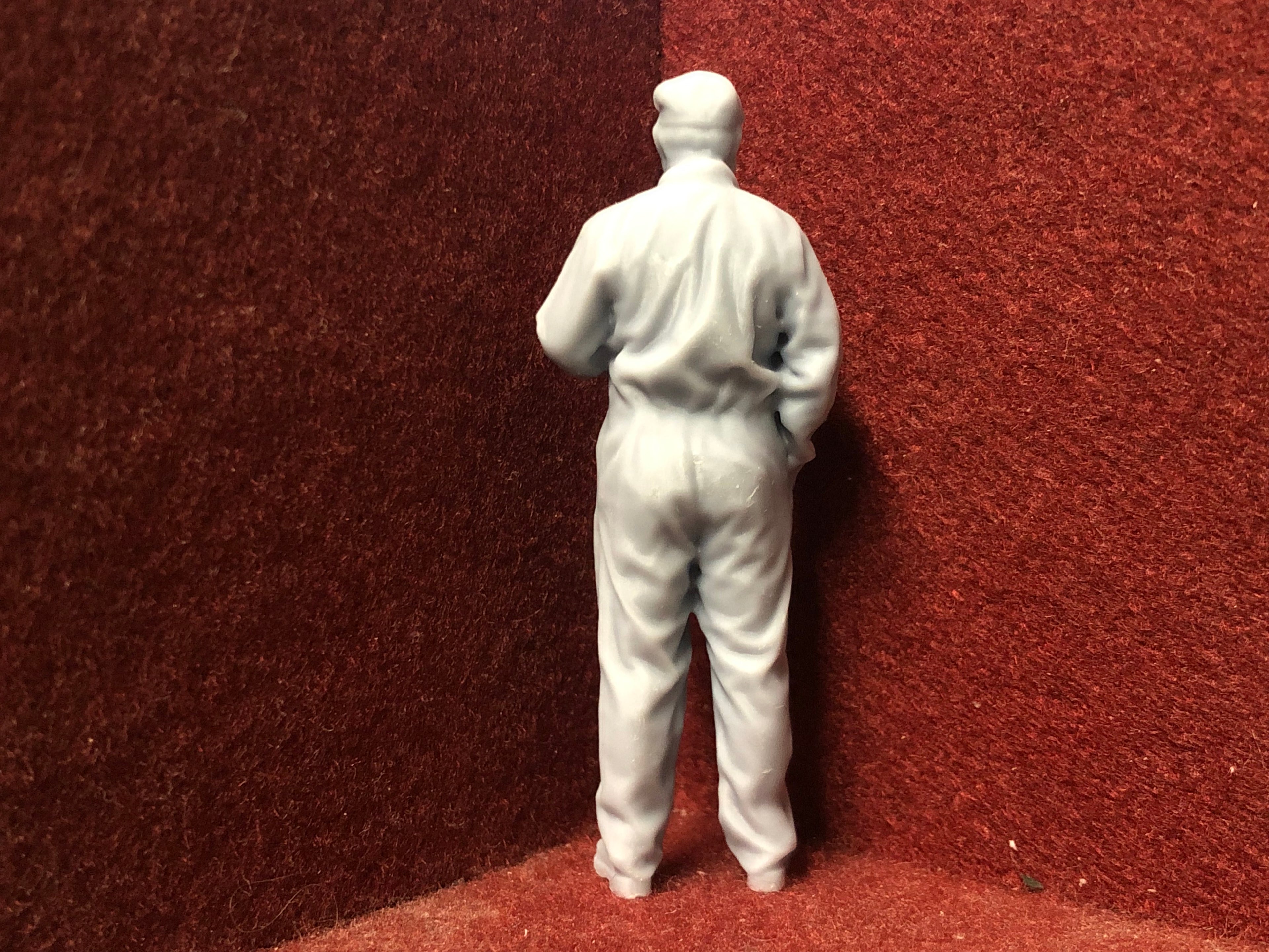 Unpainted G-scale 1:22.5 male figure model, 3D scanned from a real person, suitable for GN15 narrow gauge layouts