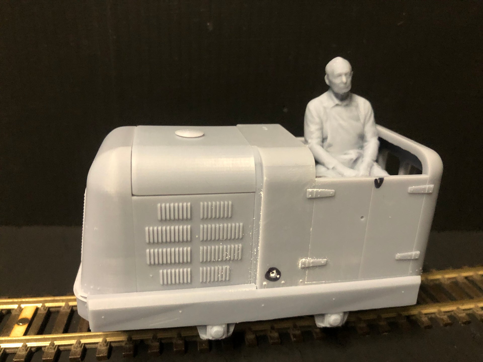 Unpainted GN15 narrow gauge diesel critter body kit for G scale on OO track, designed to fit a Hornby Smokey Joe 0-4-0 chassis