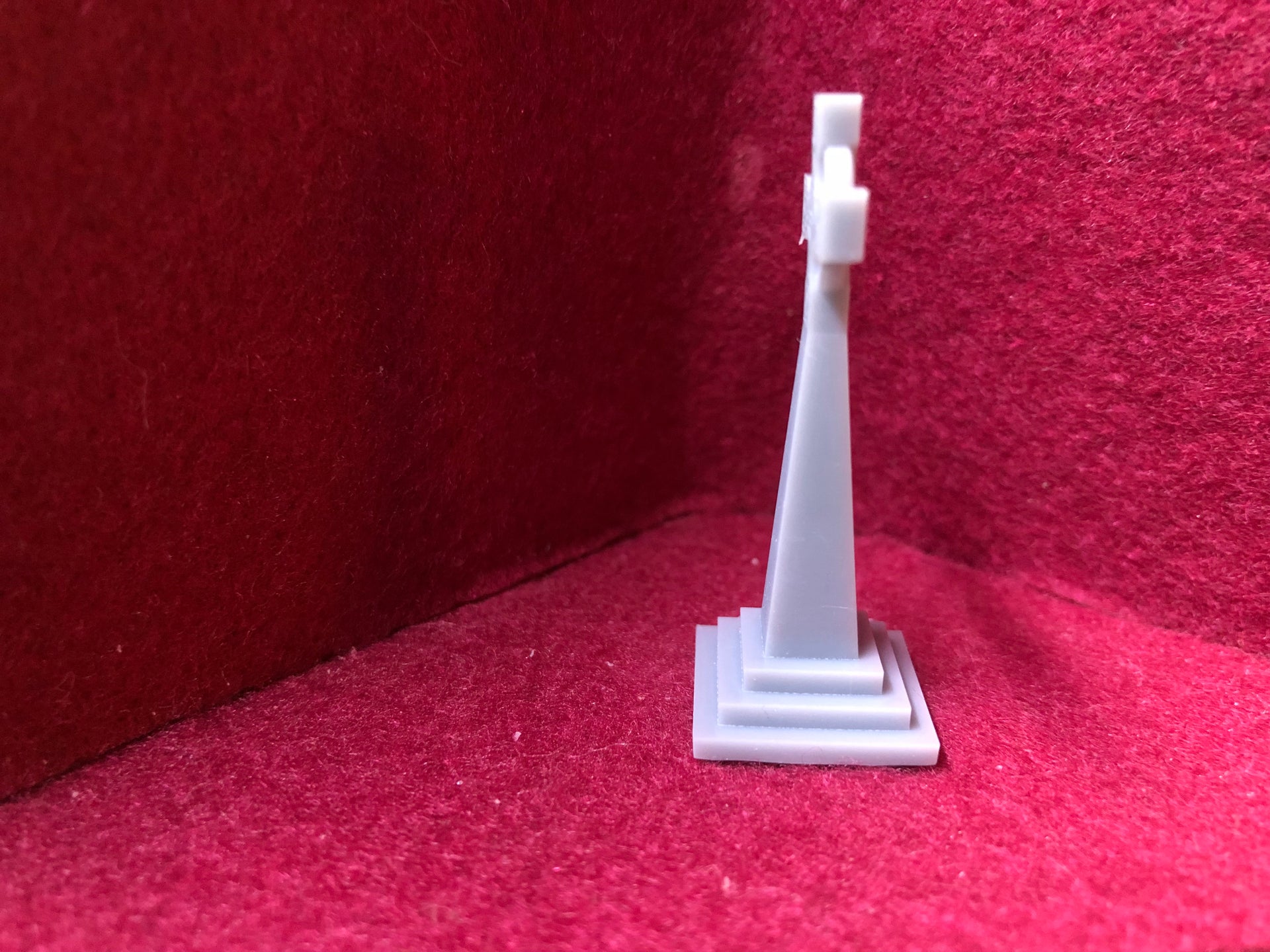 00 H0 Celtic Cross (2 off) for model railway scenery - also OO9