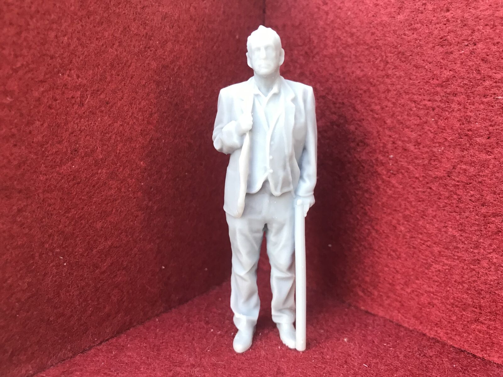 G-scale 1:22.5 GN15 model railway driver figure with walking stick, 77mm tall, suitable for narrow gauge layouts