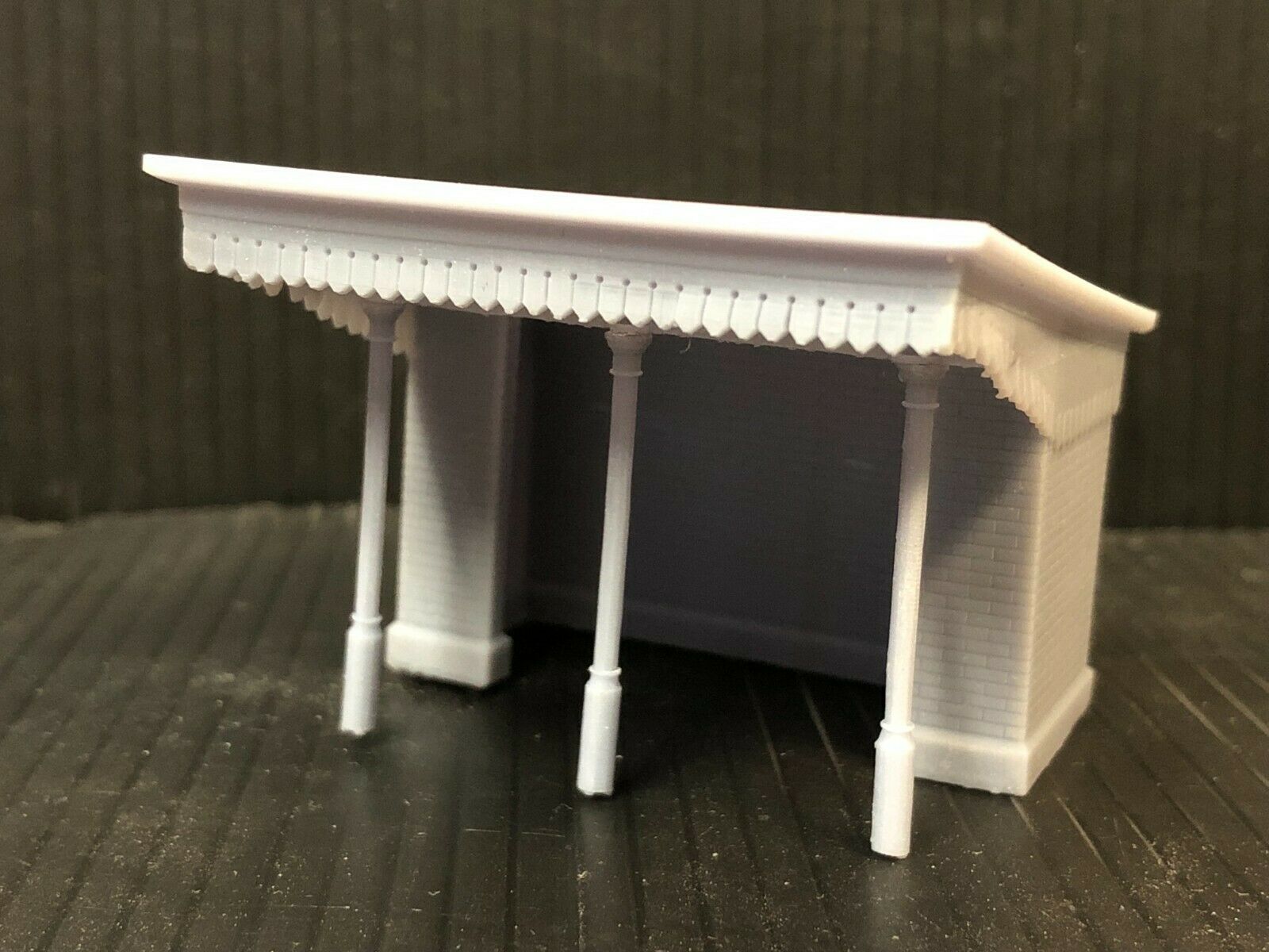OO9/OO/HO scale Sandplace Station halt model building kit with separate platform columns for a small rural railway scene