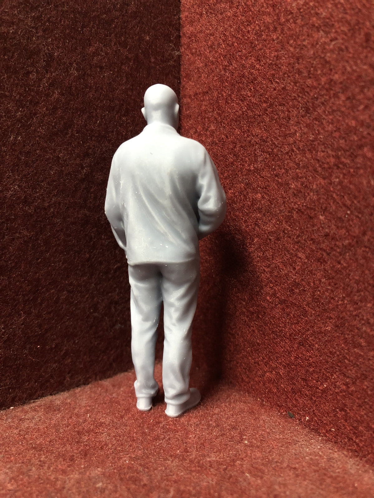 Unpainted G-scale 1:22 driver figure for model railways, 3D scanned from a real person, wearing a work coat, GN15 compatible.