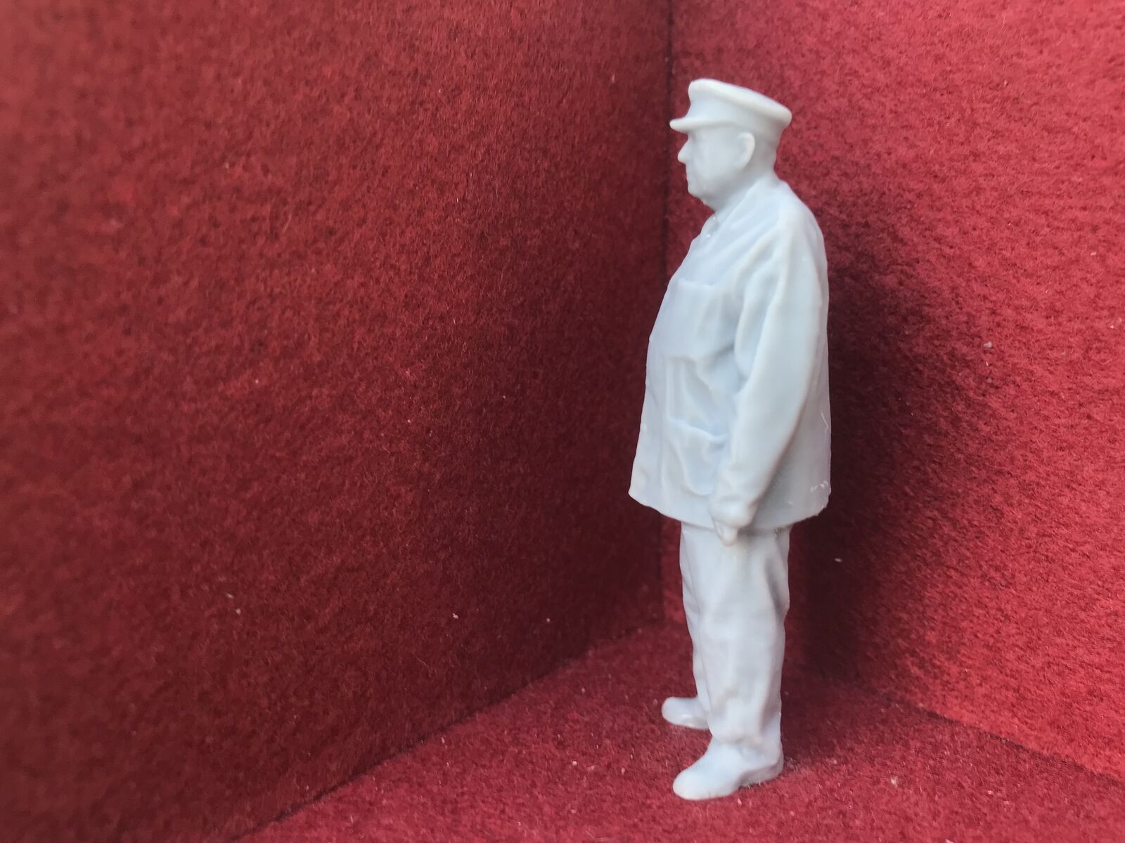 G-scale 1:22.5 driver figure in hat and coat for GN15 or G scale model railway layouts, approx 71mm tall.