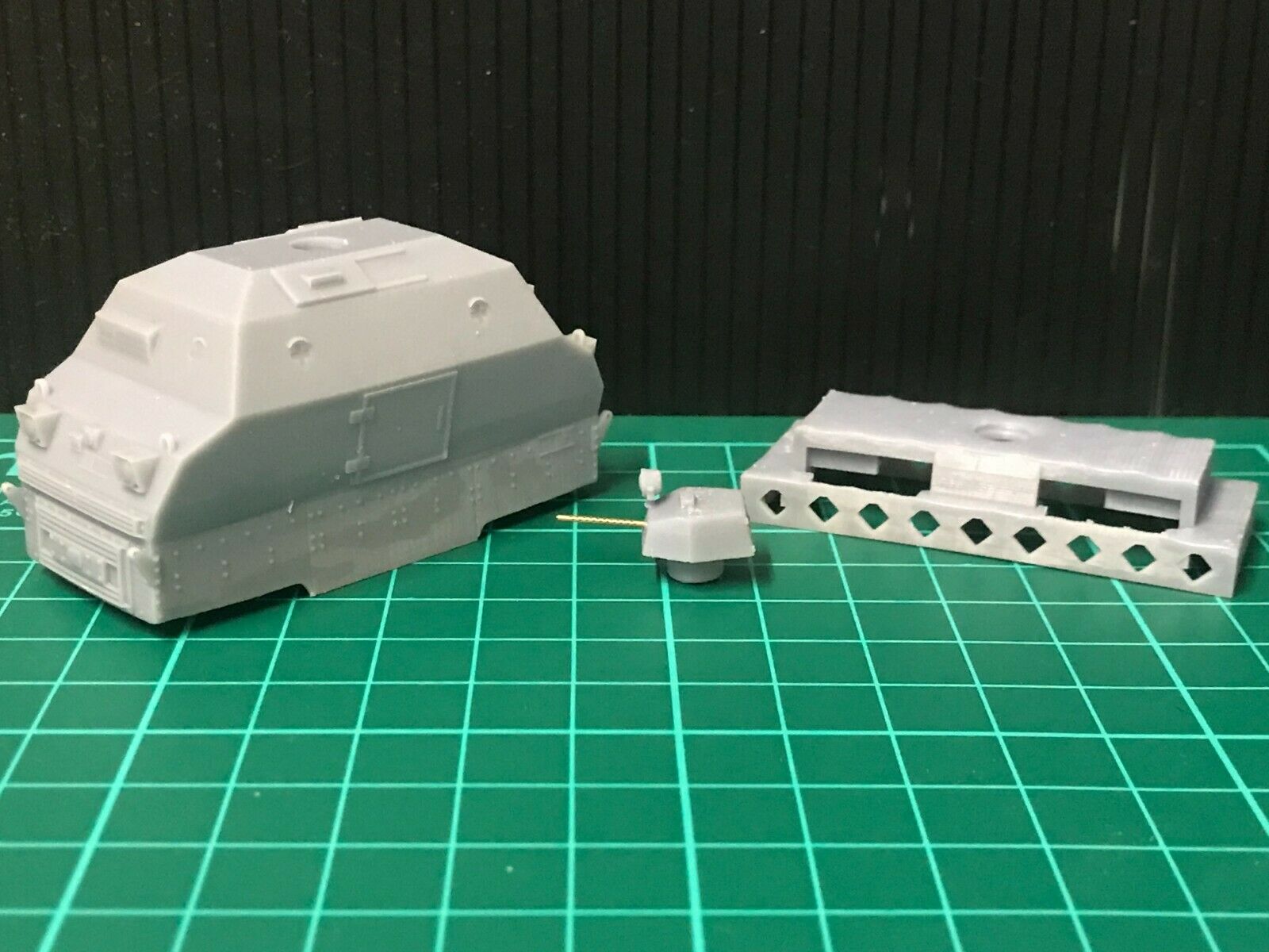 OO gauge Wickham Type 42 armoured train Vietnam-era model kit with detailed wagons and static display option