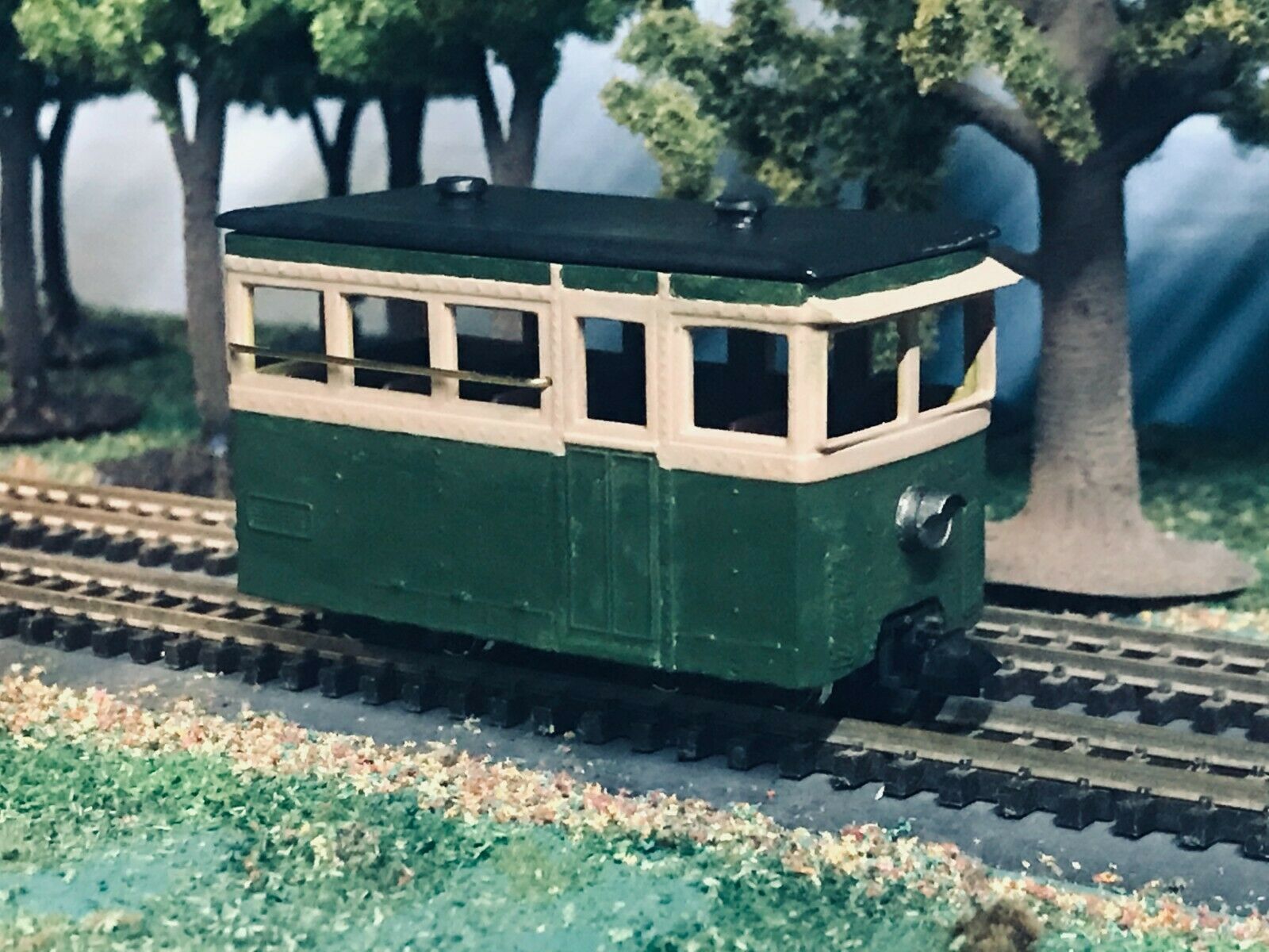 OO9 narrow gauge prototype tram railcar kit body shown unpainted, designed to fit a Kato 103, 109 or 105 chassis.