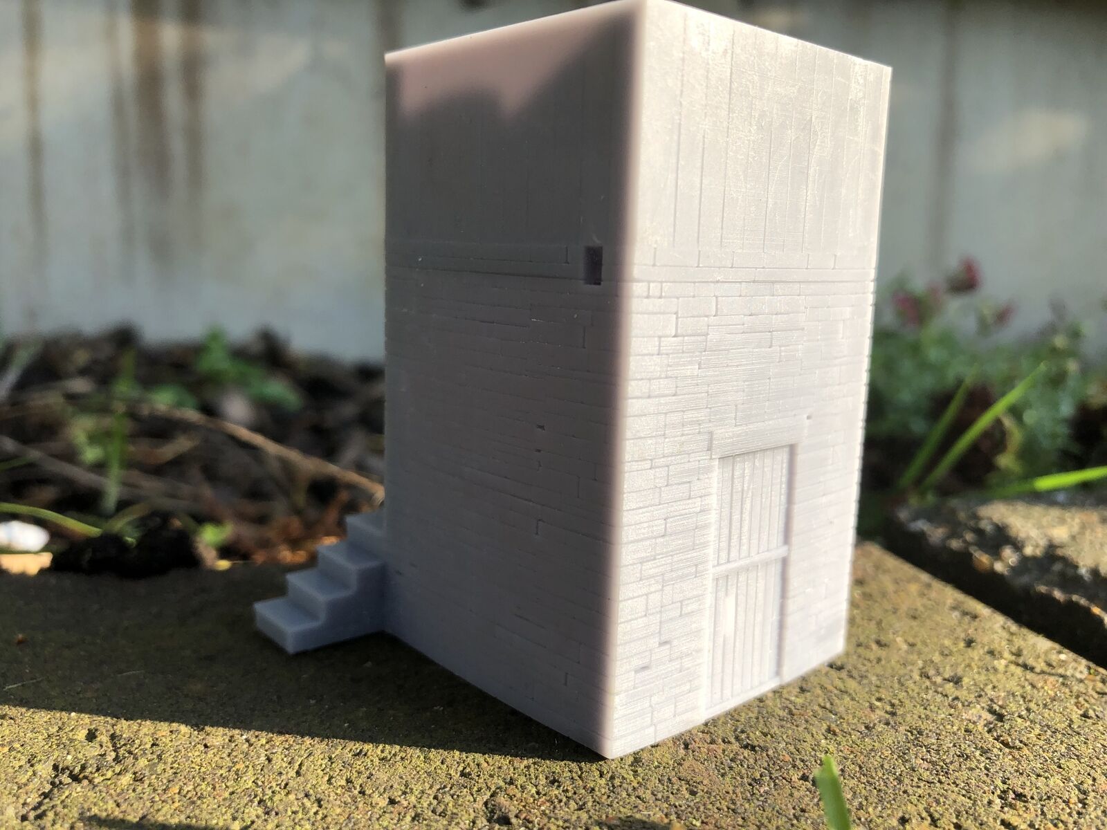 OO9 gauge Tywyn Wharf water tower model kit with brass handrail and water insert for 4mm scale model railway layouts