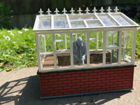 GREENHOUSE FOR GARDEN RAILWAY IN G SCALE. COMPLETE KIT - GN15 too