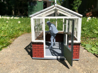 GREENHOUSE FOR GARDEN RAILWAY IN G SCALE. COMPLETE KIT - GN15 too