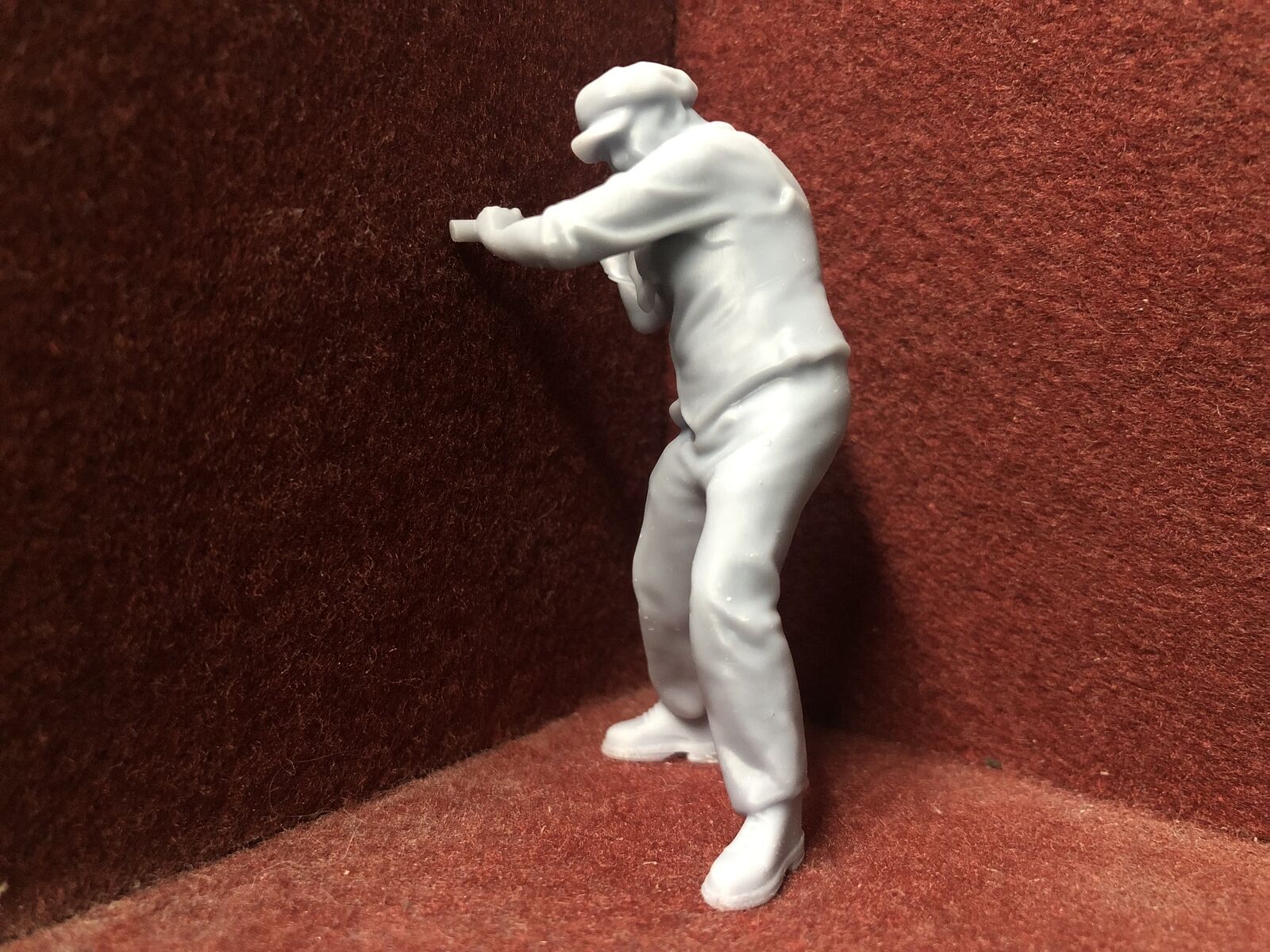 Unpainted G-scale 1:22.5 GN15 railway figure mid-swing with axe, 3D scanned from a real person for realistic detail