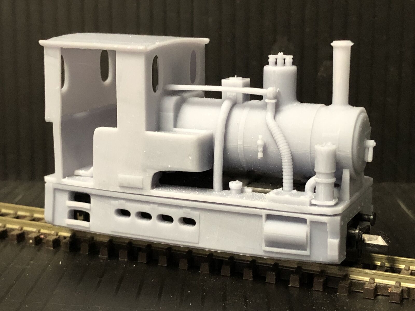 OO9 Andrew Barclay Douglas steam locomotive body kit to fit a Kato 11-110 narrow gauge chassis