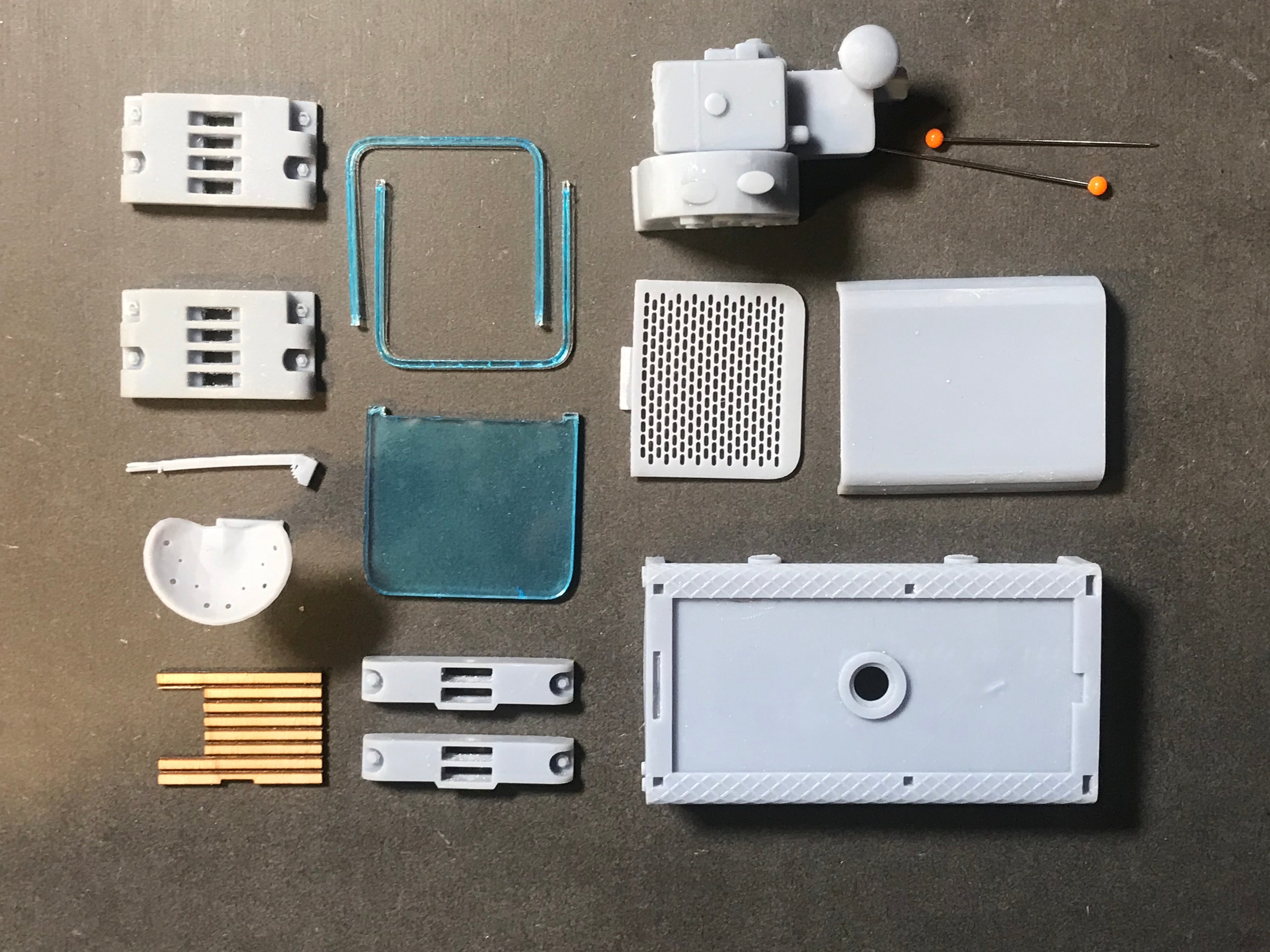 Unpainted GN15 diesel critter model railway kit, G-scale body for OO gauge track, shown with compatible Tenshodo spud chassis